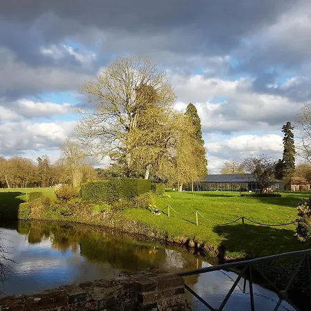 Chateau Du Blanc Buisson فندق مبيت وإفطار 3*