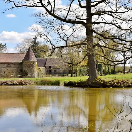 Bed & Breakfast Chateau Du Blanc Buisson Saint-Pierre-du-Mesnil